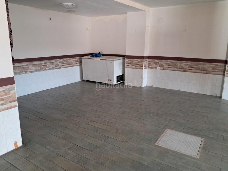 Foto aa273908-7db6-42ce-8898-43e63d846def. Local commercial dans carrer camp de morvedre 21 dans Gandia