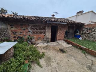 Casa  Carrer meson 16. Casa cerca de la ermita en castelló de rugat