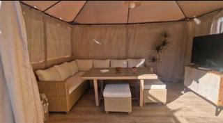 Location Maison jumelée  Carrer xaloc 64. Adosado en alquiler temporal