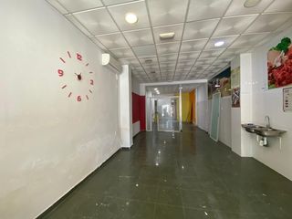 Business premise in Carrer foies 4. Local en el grao de gandía en venta y alquiler