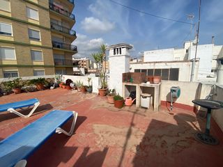 Piso  Avinguda de valència 6. Piso todo reformado en oliva con terraza
