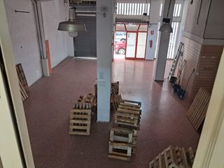 Local Comercial a Carrer de Joan Ramon Jiménez 16