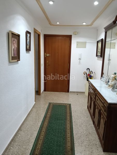 Foto 527d9e63-f6d1-4f25-ba20-02bd6c86d231. Pis a carrer del poeta llorente 17 a Corea Gandia