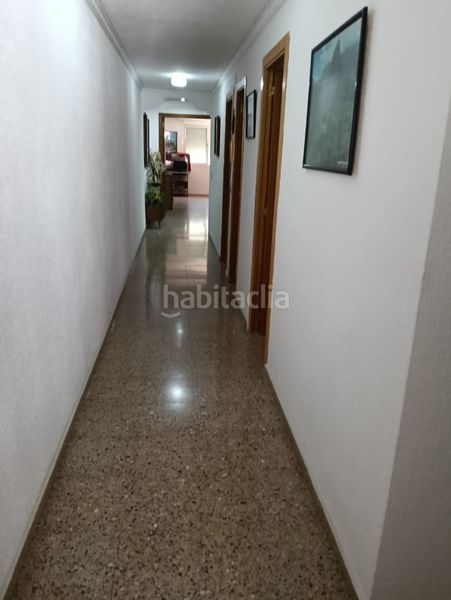 Foto 864ce443-5969-4bfb-8e79-4742e621c315. Pis a carrer del poeta llorente 17 a Corea Gandia