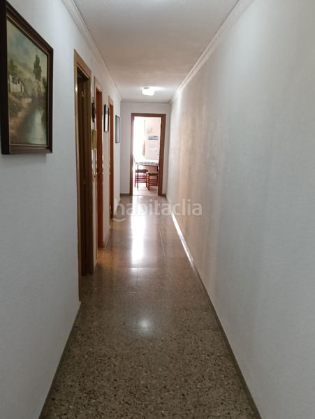 Foto a05df062-70fe-4ea7-b404-a598545c8d74. Pis a carrer del poeta llorente 17 a Corea Gandia