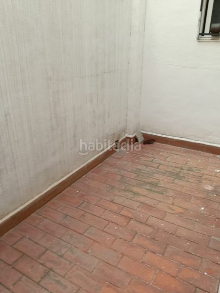Foto f185a948-3ecf-4254-a6b2-c3cc9479ad93. Pis a carrer del poeta llorente 17 a Corea Gandia