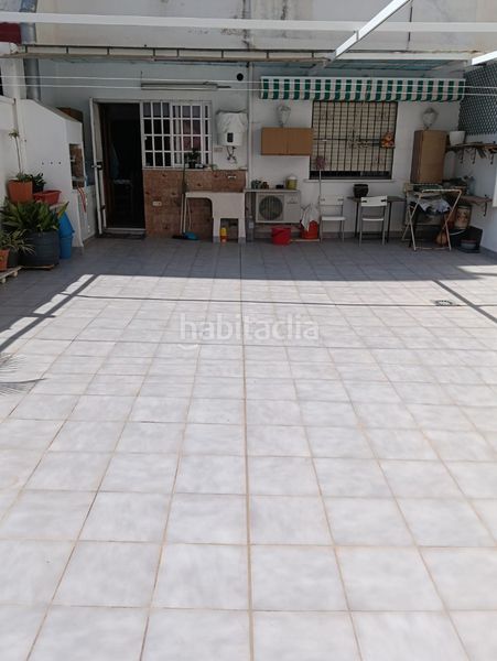 Foto fb1cf57d-b387-46a0-a5ac-19c969481f0c. Pis a carrer del poeta llorente 17 a Corea Gandia