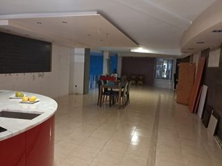 Lloguer Local Comercial a Avinguda de la república argentina 102. Local en zona juzgados de 300m2
