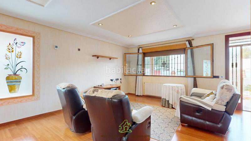Foto 5567e577-f508-479f-82ce-e639c82ed939. Chalet en avenida picos de europa 0 chalet en venta semiamueblado de 360 m2 con piscina a muy buen precio en Murcia