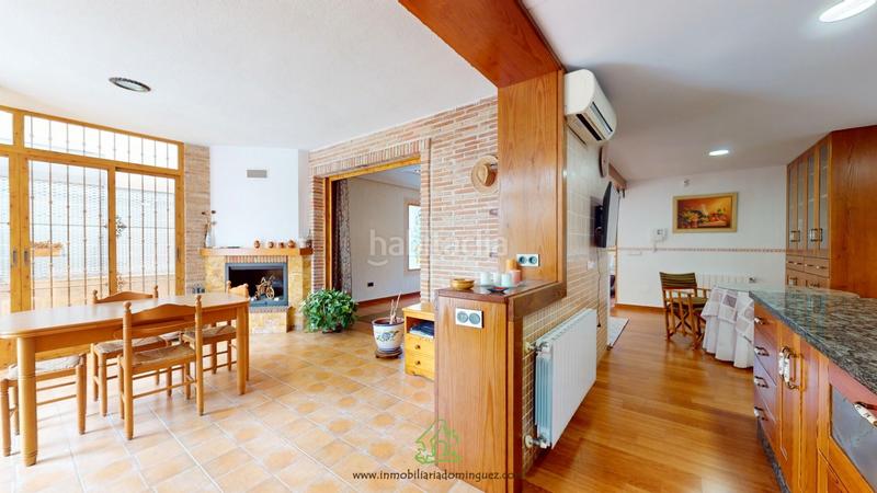 Foto ae18c0d3-d87e-47d0-bca2-40ef1eb5f272. Chalet en avenida picos de europa 0 chalet en venta semiamueblado de 360 m2 con piscina a muy buen precio en Murcia
