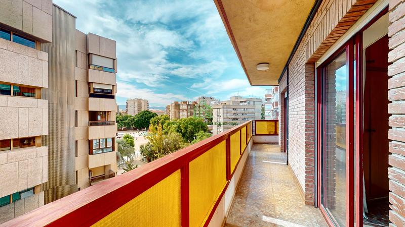 Foto 54e1a98a-ea6c-4c3a-aa0d-ee5a8cdcaadd. Piso  exterior en plaza circular adaptado para minusvalidos con vistas abiertas, trastero y garaje en el edificio en Murcia