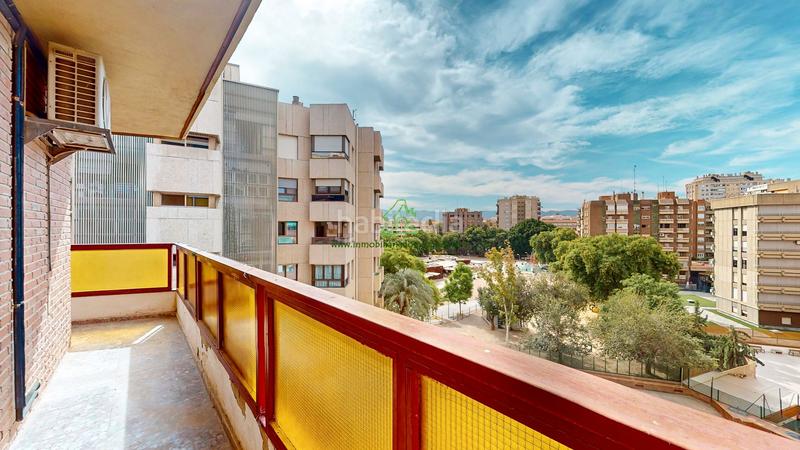 Foto 91667c06-fe22-48d2-9620-9664fc0c7ba5. Piso  exterior en plaza circular adaptado para minusvalidos con vistas abiertas, trastero y garaje en el edificio en Murcia
