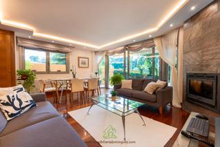 Chalet in Avenida reino de murcia 17. Excepcional chalet pareado de lujo frente farmacia altorreal