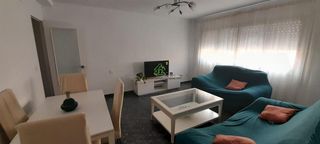 Location Appartement à Calle maestro javier paulino torres 4. Piso para estudiantes en alquiler junto campus de la merced, zon