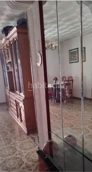 Foto d9d3e48d-8361-4d7b-85ff-8187f7331c10. Pis a Zona Avenida al Vedat Torrent