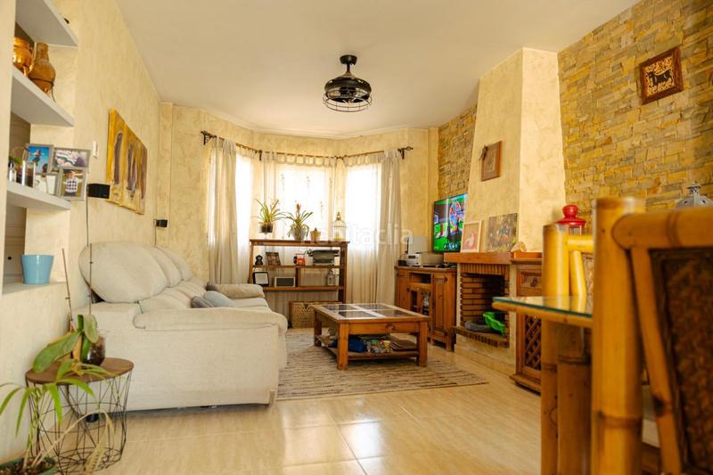 Foto b9d11cf5-5d44-4afc-9a5b-cbd833db2a78. Doppelhaus mit pool in La Conarda Pobla de Vallbona (la)