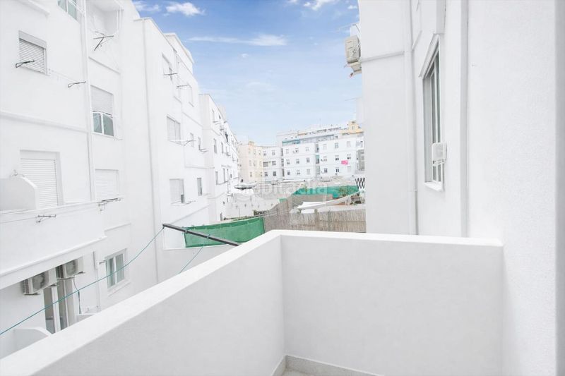 Foto 42601b81-a6cd-4425-b847-81a8d255dd9d. Pis a Mont Olivet Valencia
