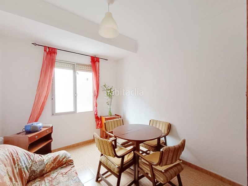 Foto d0d78169-f57b-4b02-a487-9adc1b490749. Pis a Mont Olivet Valencia