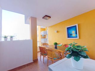Etagenwohnung in Canet d´en Berenguer. Apartamento con terraza, garaje y zonas comunes, en canet den be