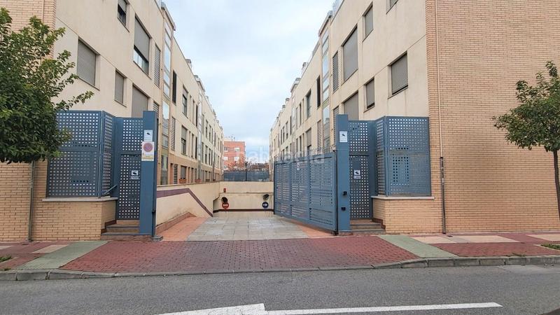 Foto 142f829f-abb5-4c51-86a0-b4f016eb5e3a. Autoparkplatz in Juan de Borbón Murcia