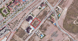 Terreno residencial  Calle ro mio
