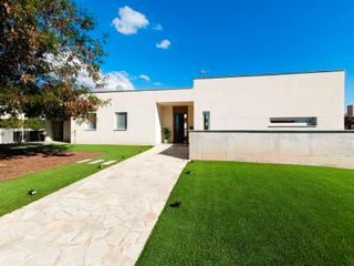 Xalet a Calle gustavo adolfo bécquer 14. Chalet independiente en urbanización agridulce