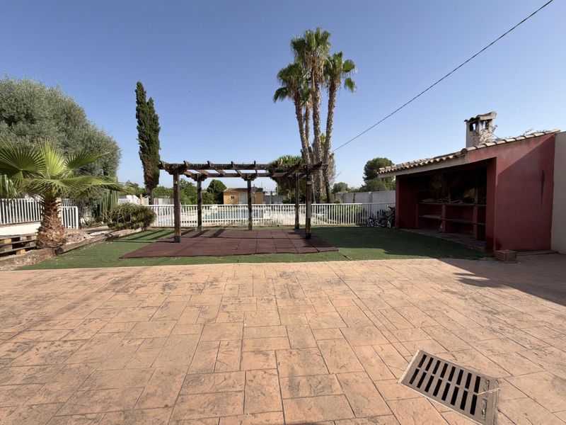 Foto 76e50345-5243-41f9-b65b-6a017393cb75. Chalet mit heizung parking pool in Torreagüera Murcia