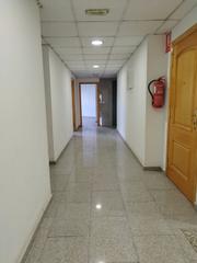 Rez-de-chaussée à Centro. Entresuelo para oficinas junto centro comercial vega plaza