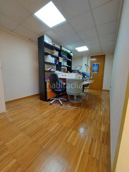Foto df348d0d-b9a3-4ba9-b4d9-580770018631. Office space with heating in Beniaján Murcia