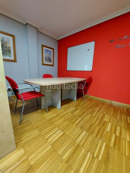 Foto f2a33f55-8a3e-4d7e-89f0-a97736346e64. Office space with heating in Beniaján Murcia