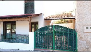 Dúplex en Letur. Casa de tres plantas en letur