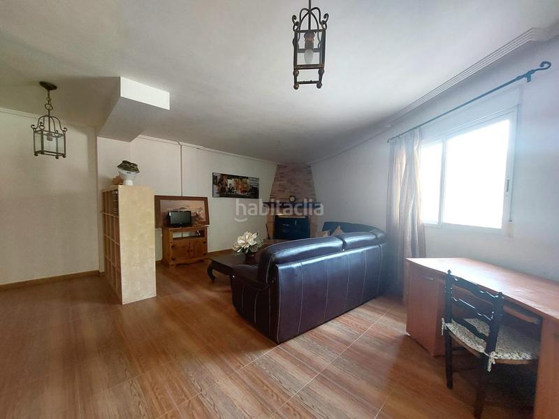 Foto 1b016f5e-b2ca-43d9-b948-cac74dd56daf. Haus mit heizung parking in Beniaján Murcia