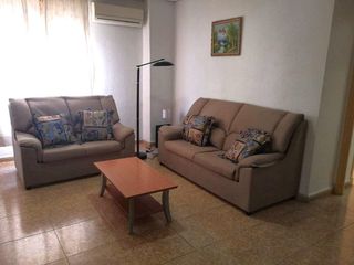 Rent Flat in Vistalegre. Se alquila piso para estudiantes en vistalegre junto plaza circu