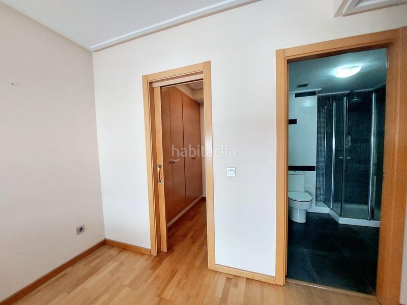 Foto bae48bff-6756-47c1-b111-695edaf9c2d1. Ático  dúplex en beniajan avenida fabian escribano en Murcia