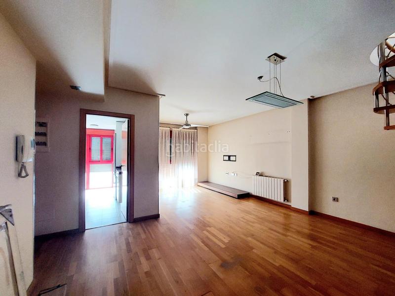 Foto bc79b536-2447-4e3b-bdbd-f755bb3883eb. Ático  dúplex en beniajan avenida fabian escribano en Murcia