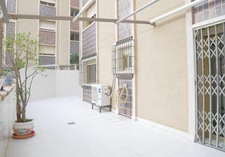 Appartement à San Antón. Vendemos este maravillos piso con gran terraza en san anton