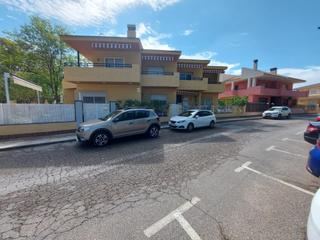 Xalet a Beniaján. Chalet independiente en beniajan
