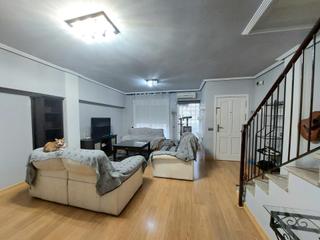 Location Maison jumelée à Monteagudo. Duplex en monteagudo