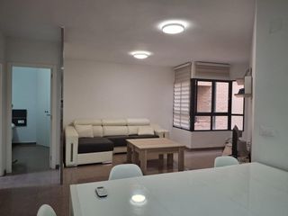 Rent Flat in San Nicolás. Se alquila piso para estudiantes en el centro de murcia agua inc