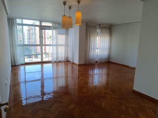 Lloguer Pis a Santa Maria de Gracia. Se alquila magnifico piso en jc1 no estudiantes