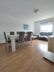 Location Appartement à Vistabella. Se alquila piso reformado frente al lidl para estudiantes o fami