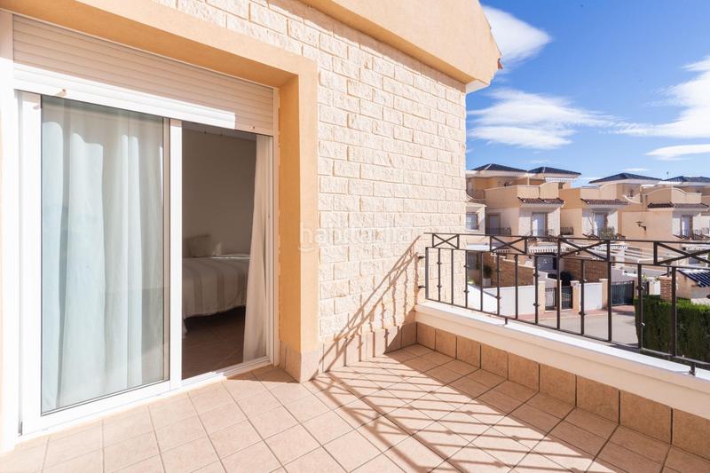 Foto f0a428bf-0ede-4944-a3d0-6cc70a35bb87. Duplex avec parking piscine dans El Mojón Pilar de la Horadada