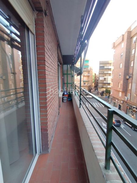 Foto bef3c363-7d59-4f2a-8b73-4894b9265941. Alquiler piso se alquila piso para estudiantes junto estación de autobuses en Murcia