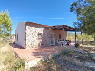 House in Baños y Mendigo