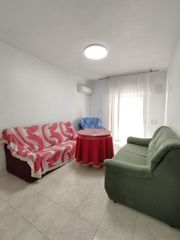 Rent Flat  Calle calle vista alegre. Piso en vistalegre para estudiantes