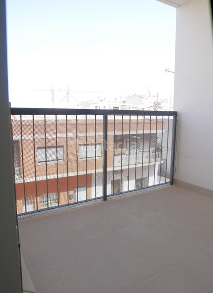 Foto 453d3b63-76f3-493d-8002-9613699b2be9. Pis amb calefacció aparcament piscina a Santo Angel Murcia