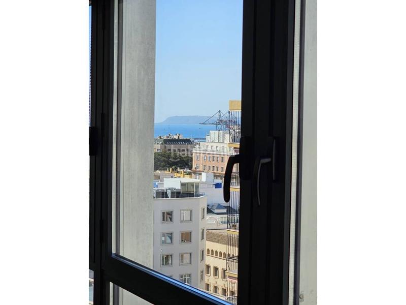 Foto fe127128-334c-4d25-bd59-8476d2bc7dfc. Rent flat with heating in Barrio del Centro Alicante