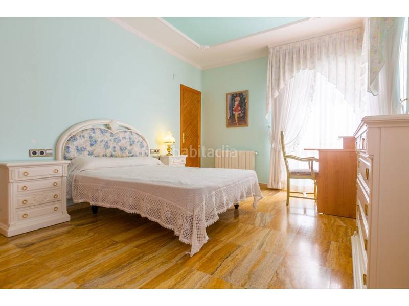 Foto aab118d1-0270-449b-b2c5-bda1a4c6eabe. Alquiler chalet  de alto standing primera linea en Campello (el)