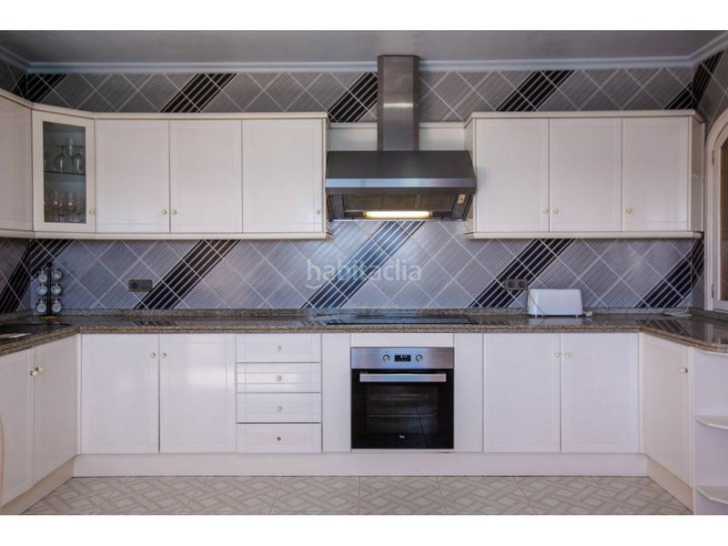 Foto ec236cbc-7705-4c19-a469-e1d30dbc16df. Rent chalet with heating parking pool in Pueblo Español-Coveta Fumá Campello (el)