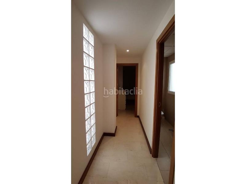 Foto 29d47daa-b2f5-496e-98bf-c1fa9293f36c. Alquiler piso disponible 24112025 en Mercado Alicante